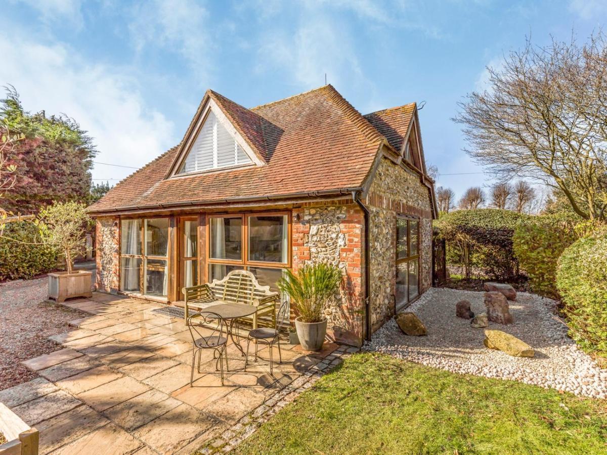 Pass The Keys Peaceful And Beautiful 1 Bedroom Barn Conversion Chichester Exterior foto