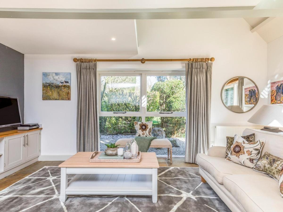 Pass The Keys Peaceful And Beautiful 1 Bedroom Barn Conversion Chichester Exterior foto
